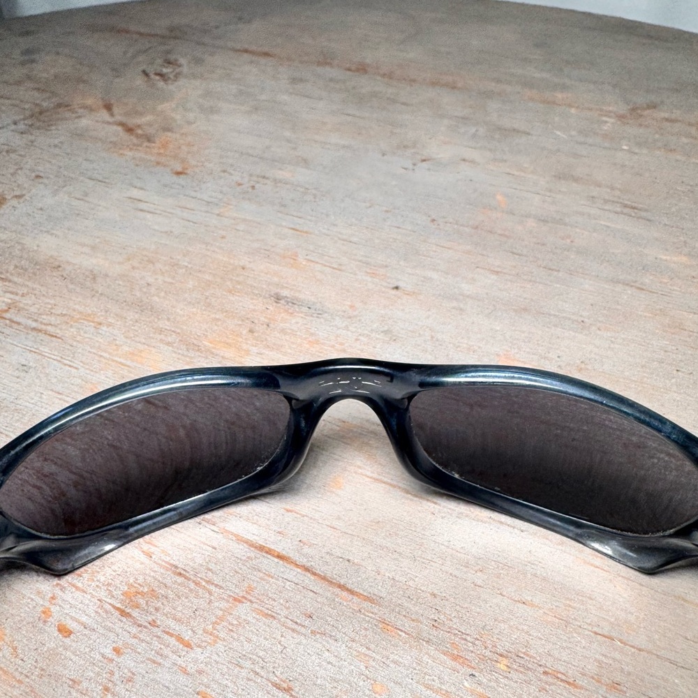 Vintage Oakley Fives Smoke Gray Wrap Sunglasses - Picture 7 of 8